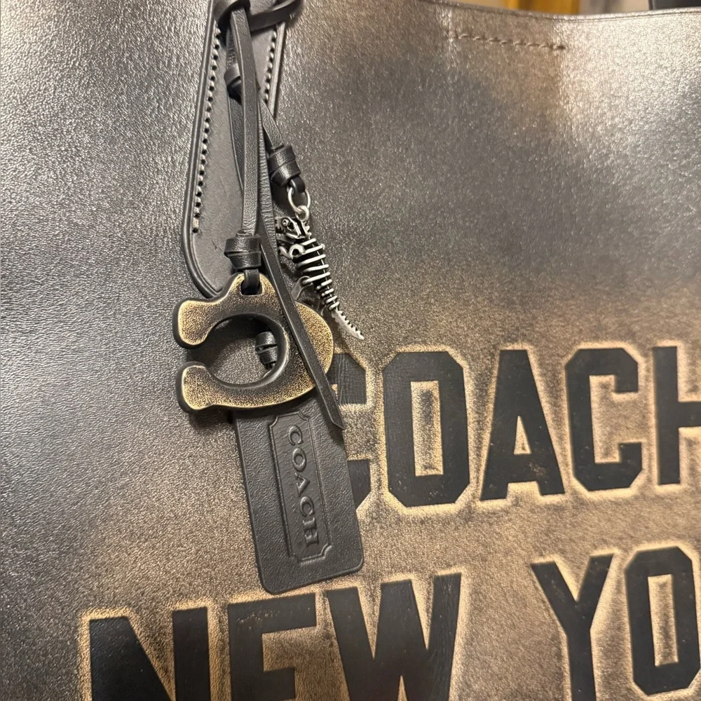 Coach Relay Brown Leather Tote Bag - Picture 2 of 8